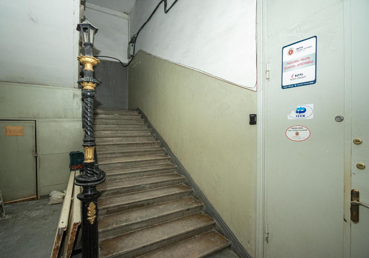 Barnaba Apartment Tbilisi Exterior foto