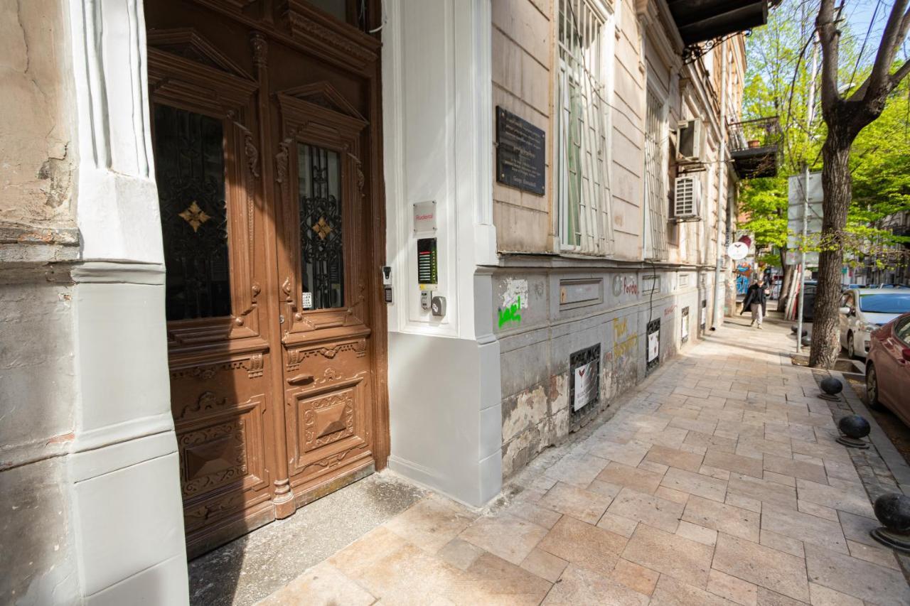 Barnaba Apartment Tbilisi Exterior foto